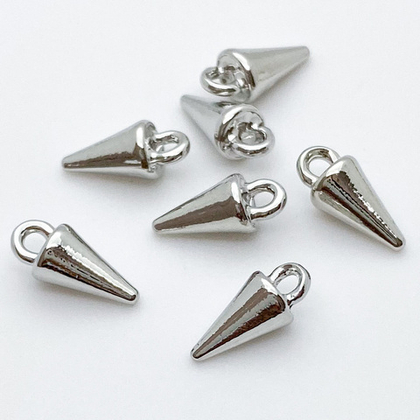 Подвеска Шип, цвет серебро, размер 10*4 мм, цена за 1 шт