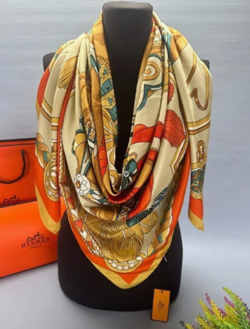 Щёлковый платок HERMES