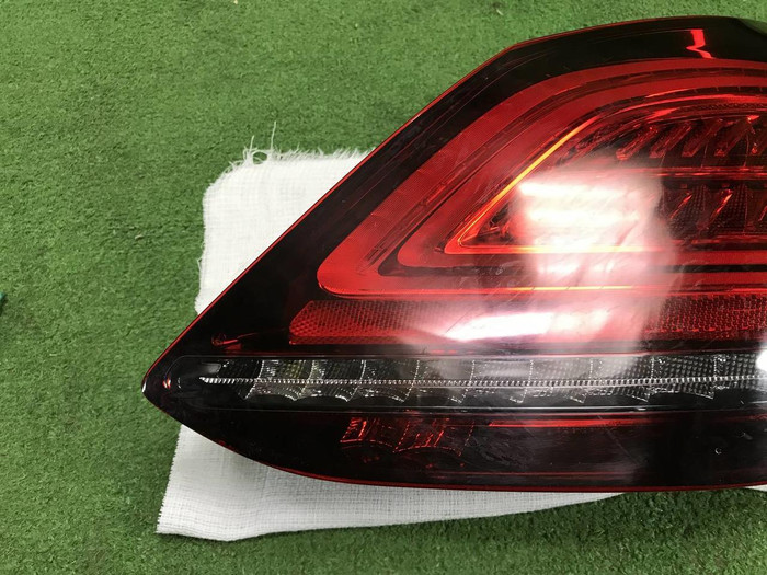 Фонарь правый Mercedes C w205 (2018-2023)