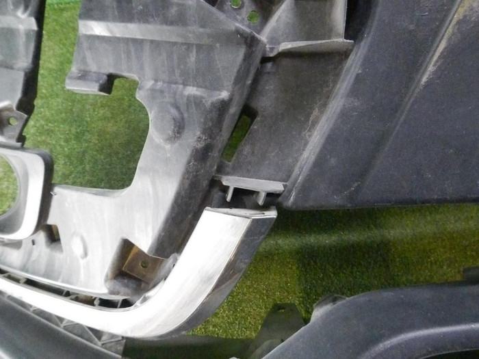 Бампер передний Lada Vesta (2015-н.в.) Cross