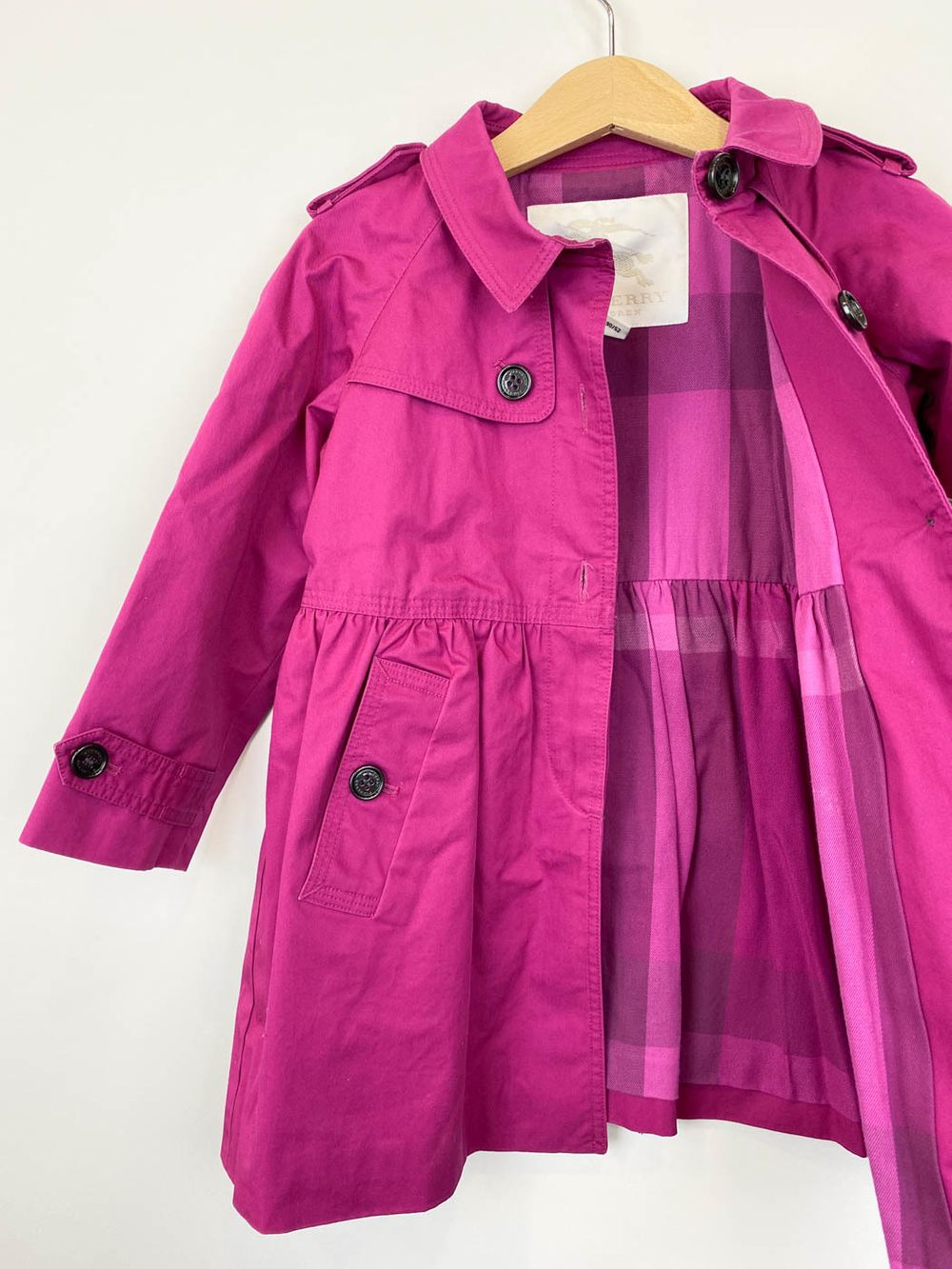 Тренч Burberry, 98