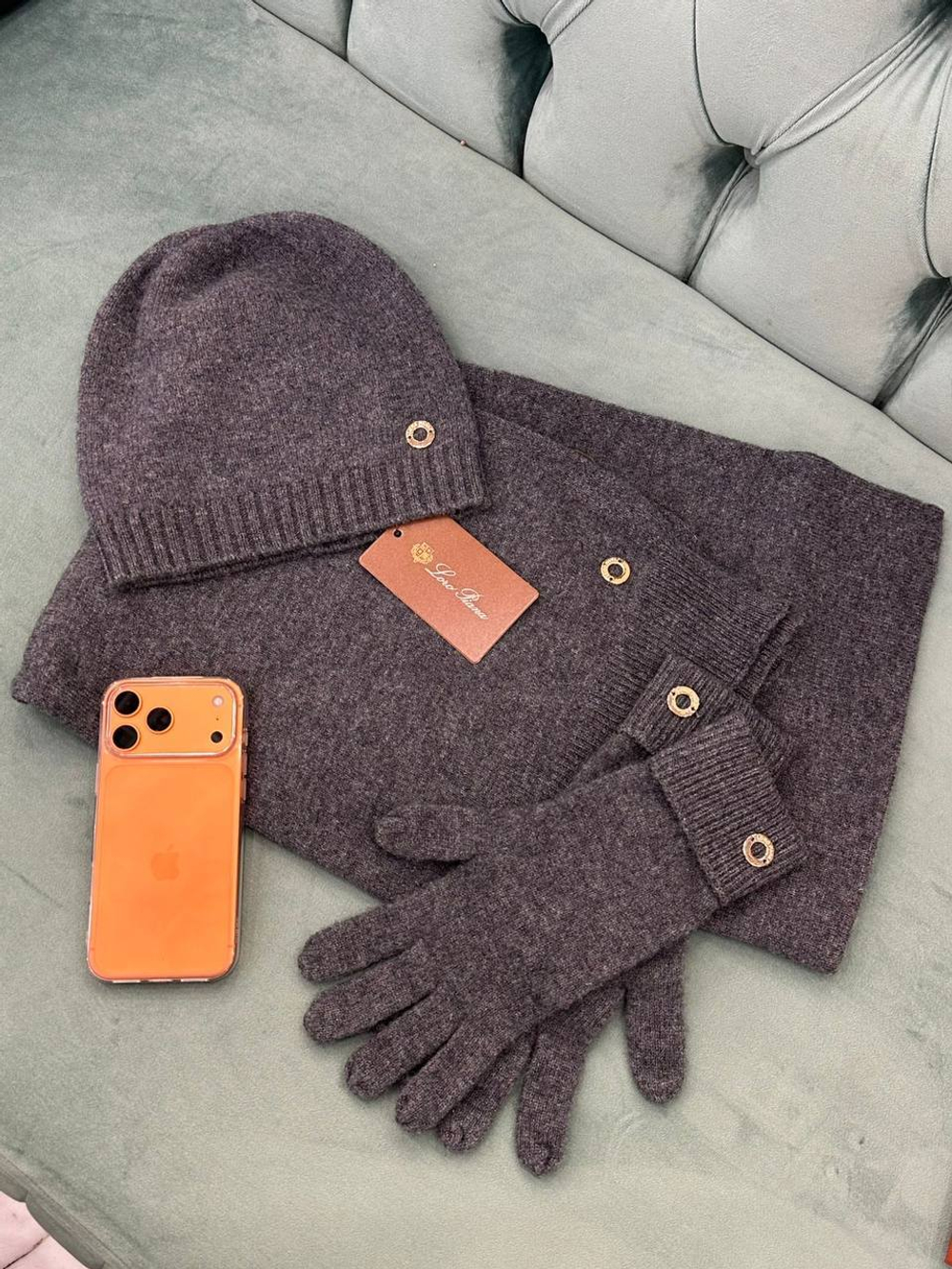 Комплект Loro Piana (шарф + шапка + перчатки)