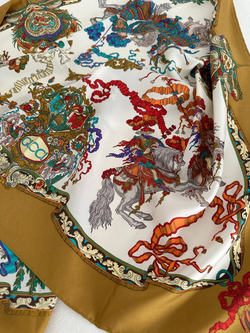 Платок Gucci «Louis XIV»