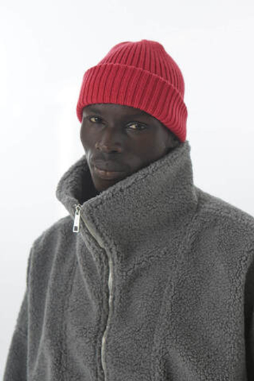 Шапка вязаная, маджента