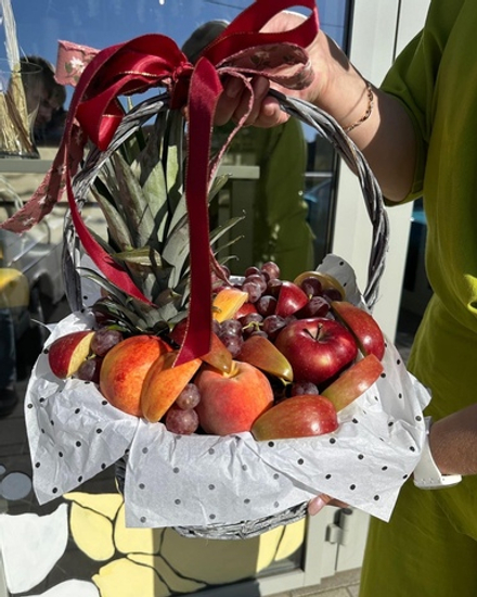 Фруктовая корзина 🍇🍑