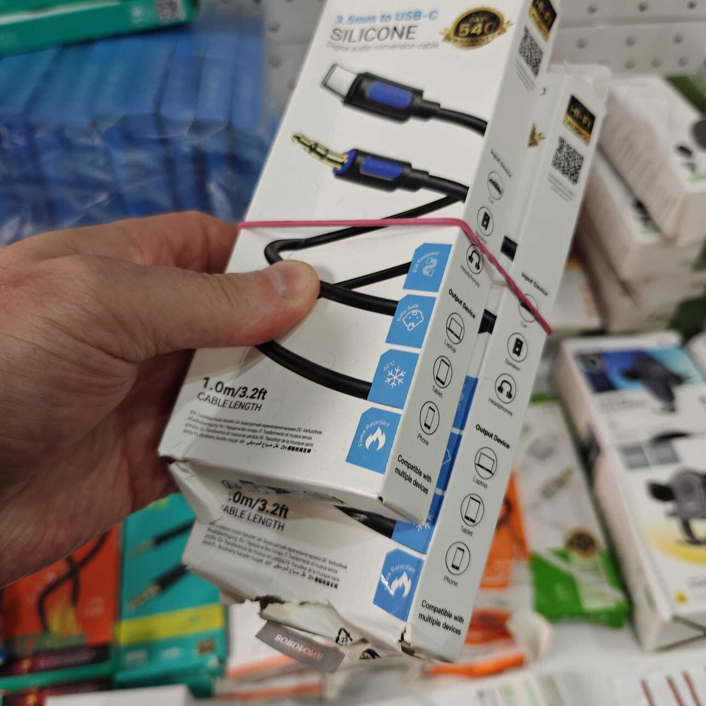 Аудио Адаптер BOROFONE BL20 Type-C - 3.5mm AUX (черный) мятая упаковка