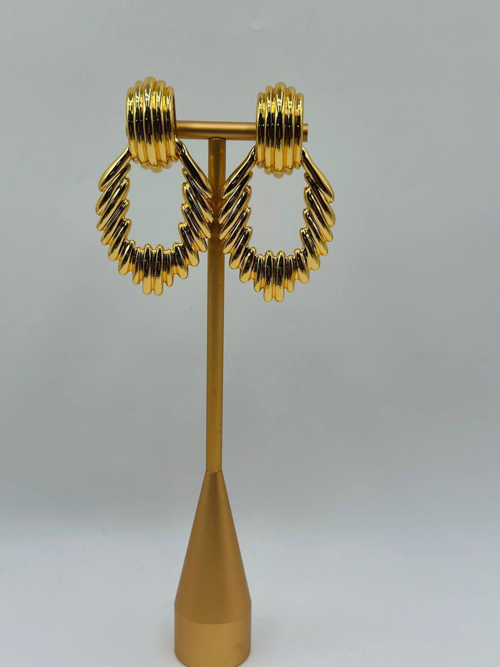 Серьги Yves Saint Laurent