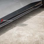 Карбоновые боковые юбки для BMW 2 серии G42 2021-2024 БМВ обвес