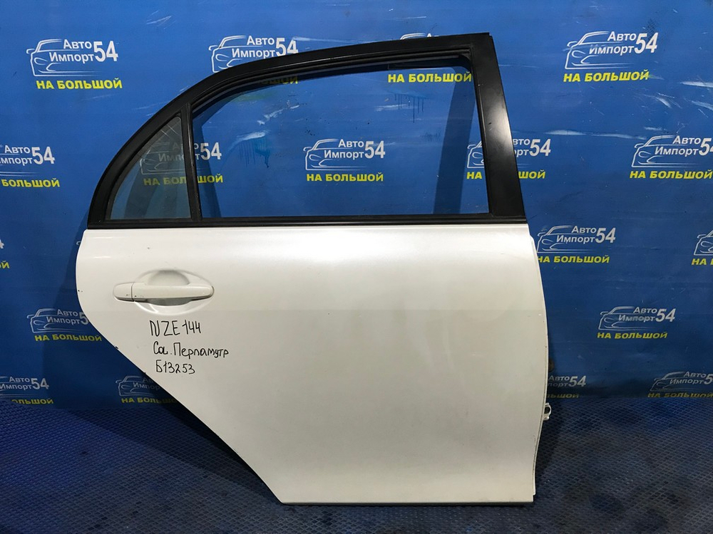 Дверь задняя правая TOYOTA COROLLA AXIO 2006-2012
