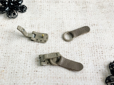 Крючки шубные AMII металл, 50мм, пр-во Польша, тёмно-бежевый