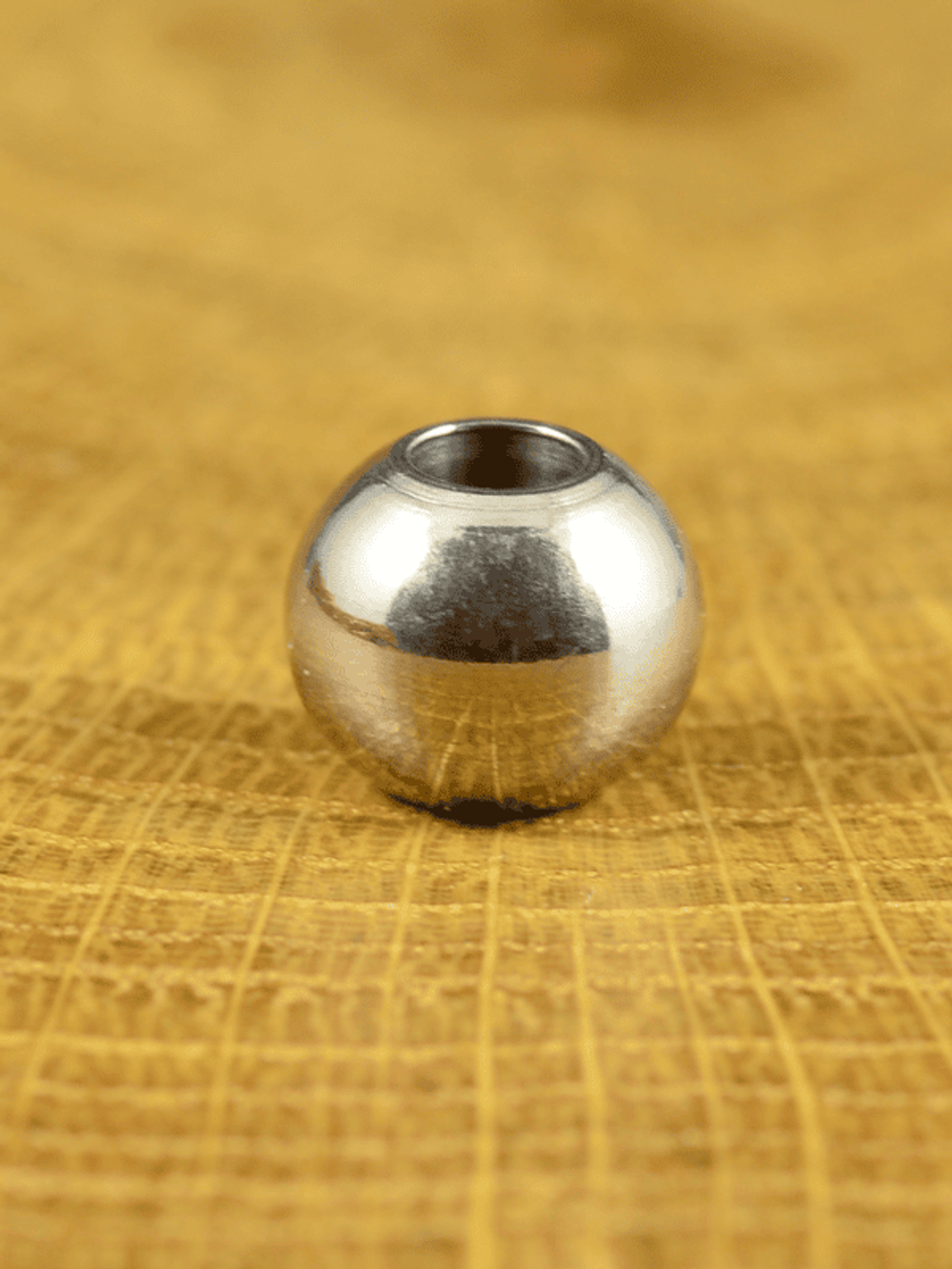 Бусина-шар белая из нержавеющей стали