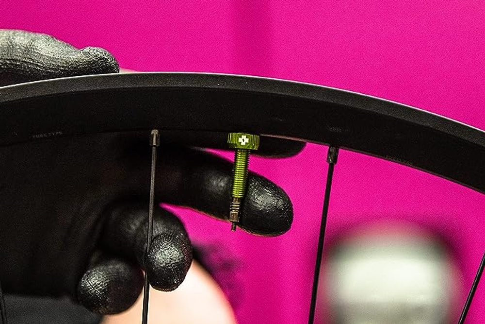 Ниппель бескамерный MUC-OFF Tubeless Valves V2 green