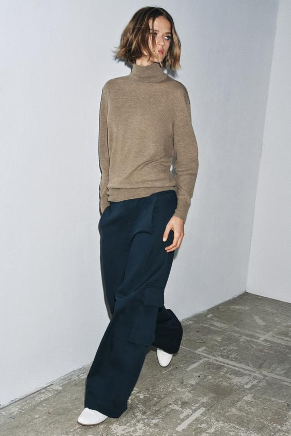 ZARA БРЮКИ КАРГО — ZW COLLECTION, МОРСКОЙ СИНИЙ