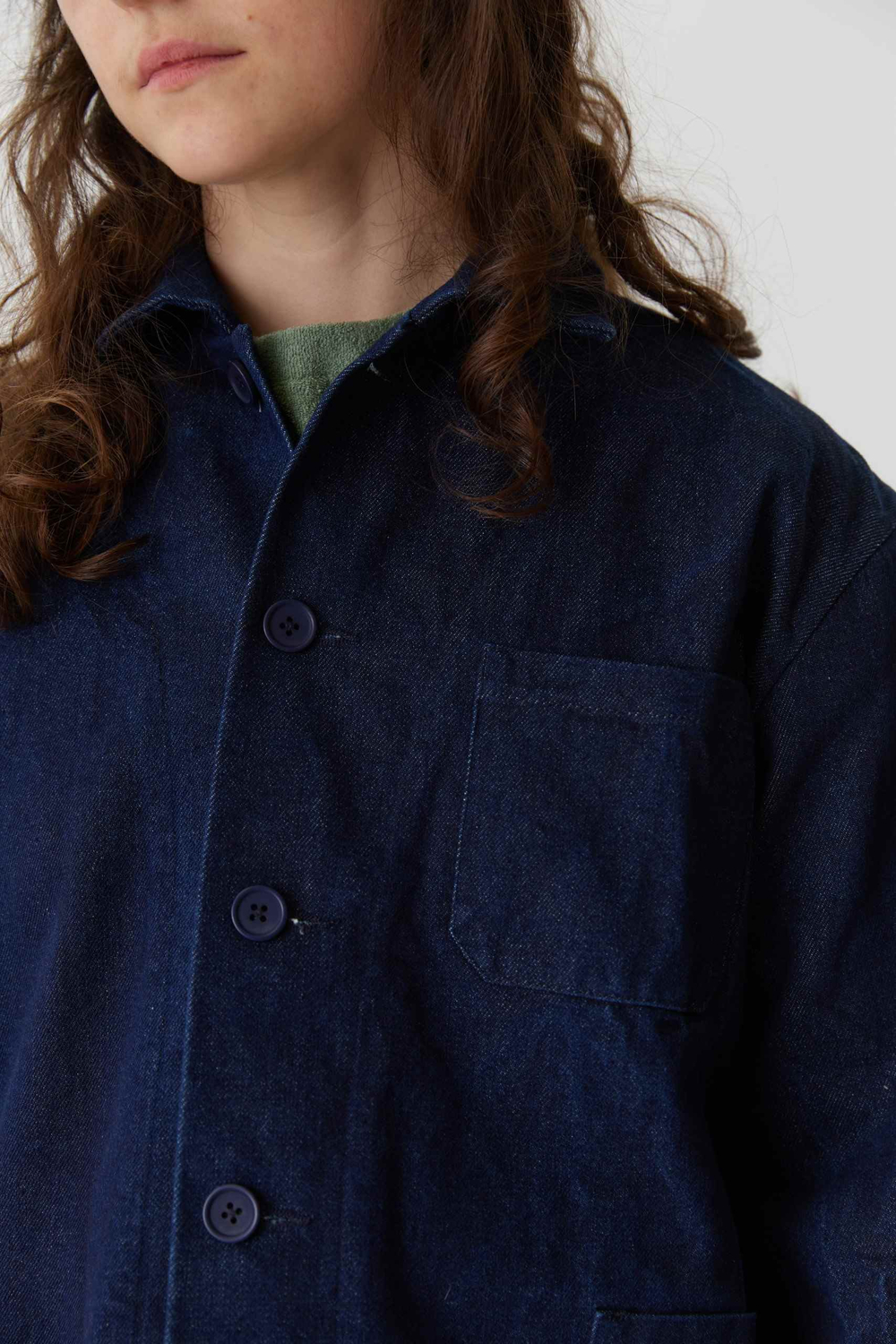 Жакет с тремя карманами из синей джинсы