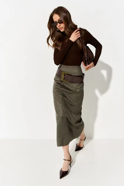 Юбка карандаш из экозамши цвета хаки
