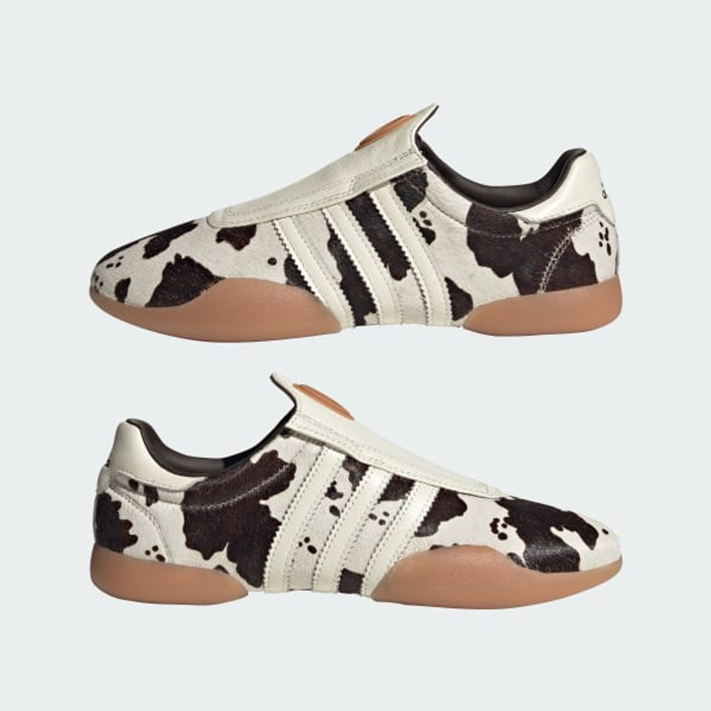 ADIDAS Кроссовки Taekwondo Mei с анималистическим принтом, белый/черный