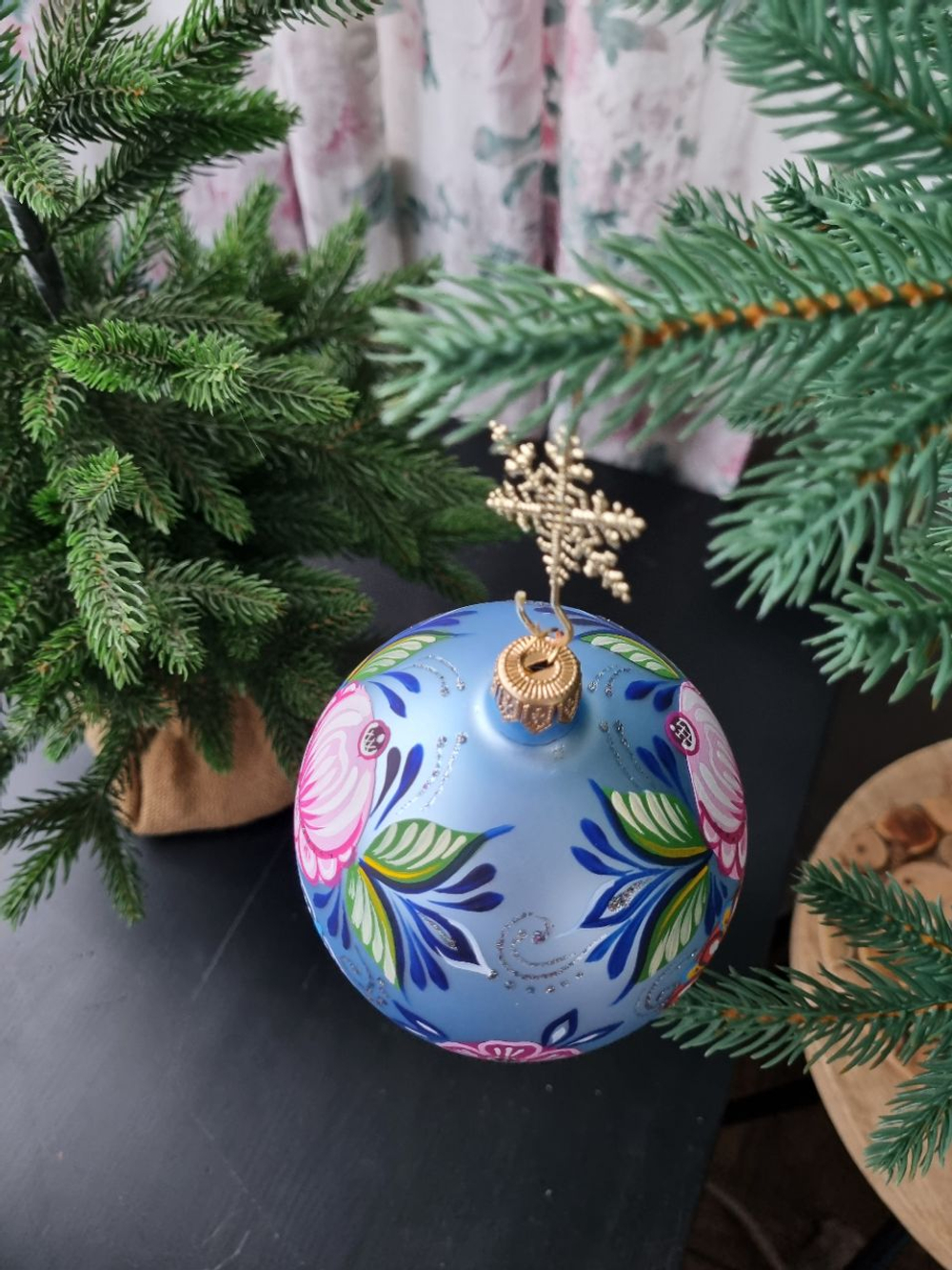 Шар стеклянный "Городецкая роспись, цветы" ручная работа