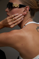 Серьга каффа мятая широкая Gold