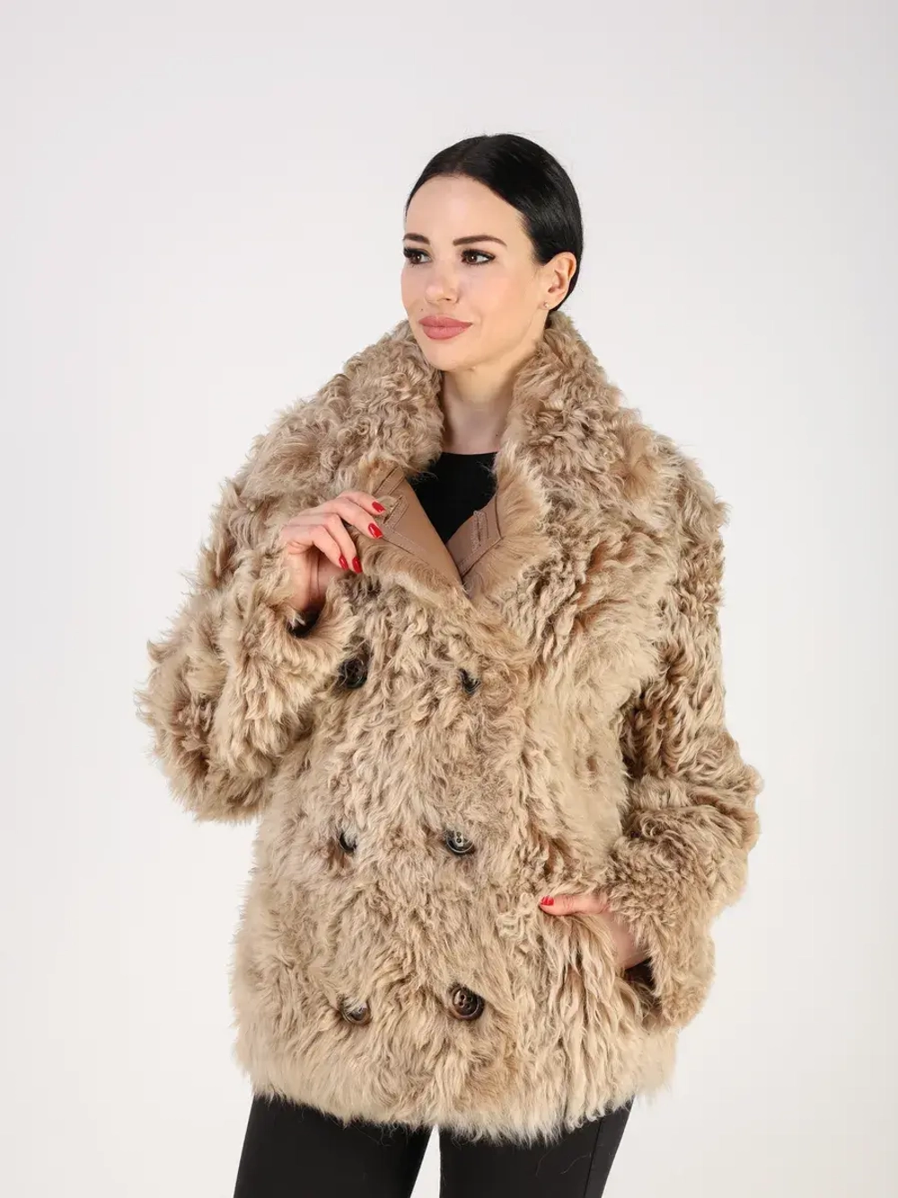 Дубленка зимняя шуба натуральная короткая