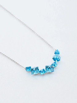 Колье дуга Мираж с голубыми кристаллами Swarovski