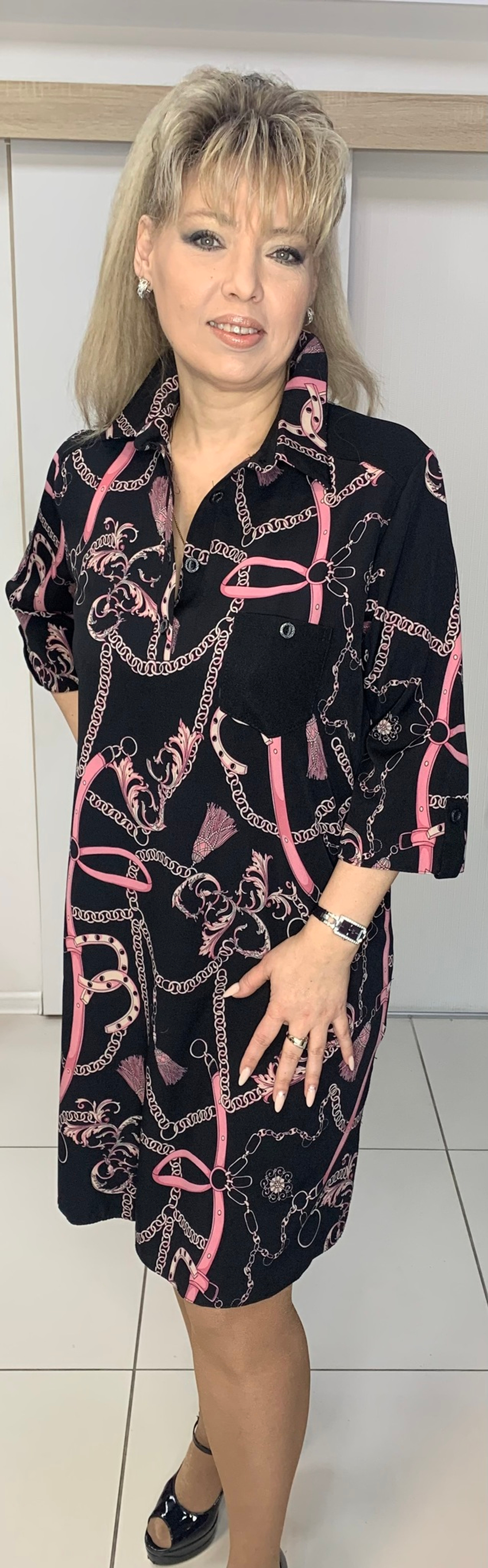 Платье-туника с ярким принтом