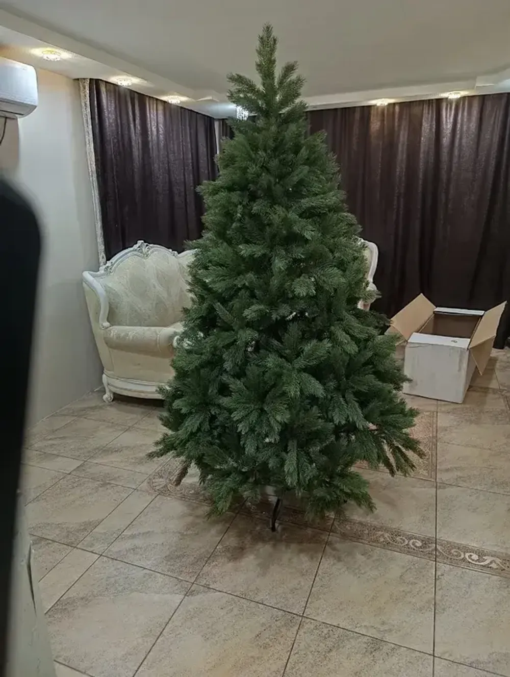 Ель искусственная «Шервуд» (Литая хвоя) 210 см / 2,1 м