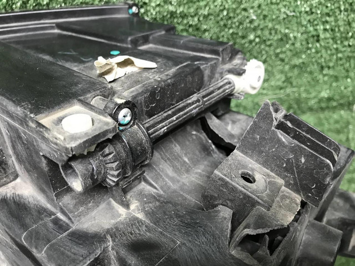 Битая Фара правая Jetour Dashing (2022-н.в.) LED