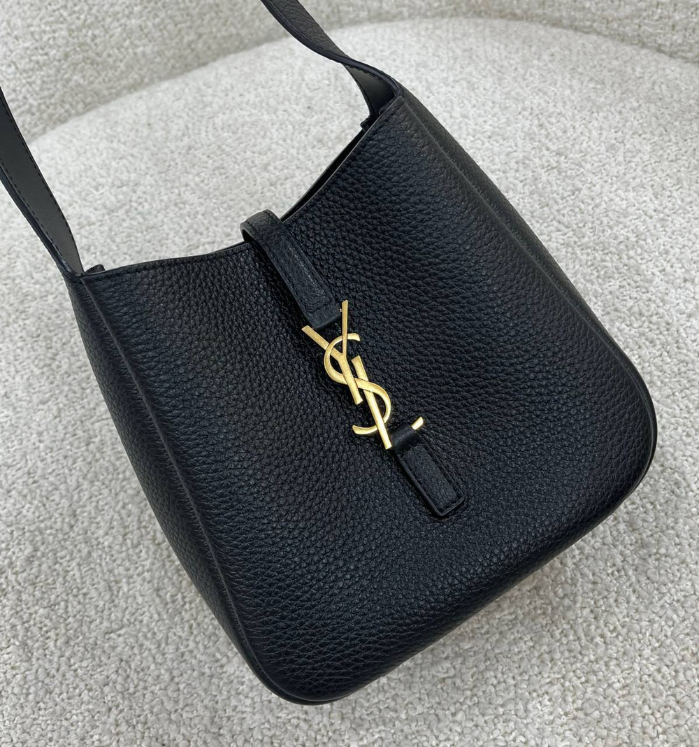 Сумка Yves Saint Laurent