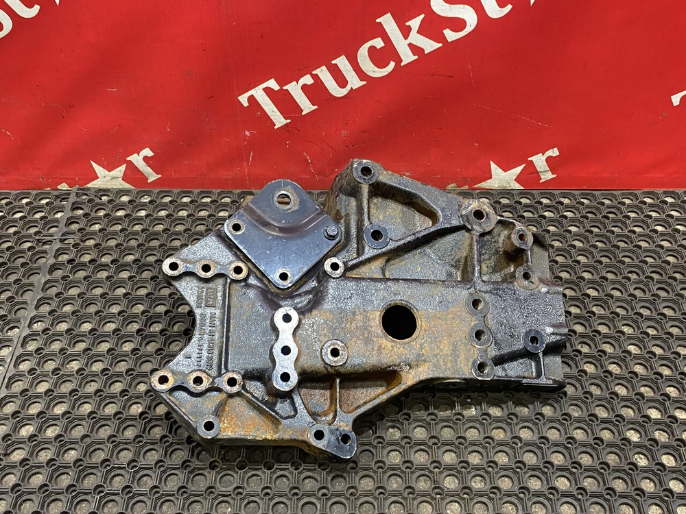 Кронштейн рессоры передней левый 2018г