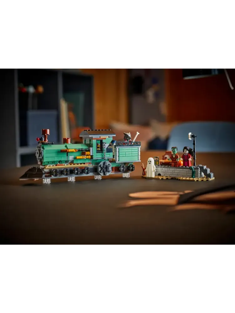 Конструктор Creator 31167 Особняк с Привидениями 3в1