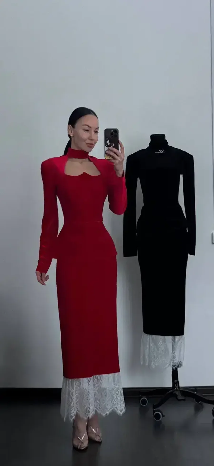 Юбка миди "Мяу" с кружевом, Красная