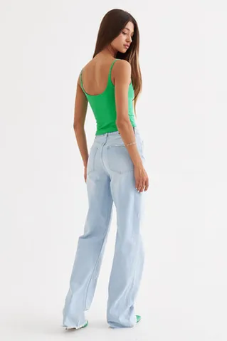 Майка на бретелях из хлопка зеленого цвета