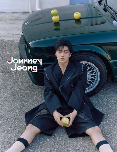 публикация esquire PHOTOBOOK - JOURNEY JEONG LEEJEONG B Type