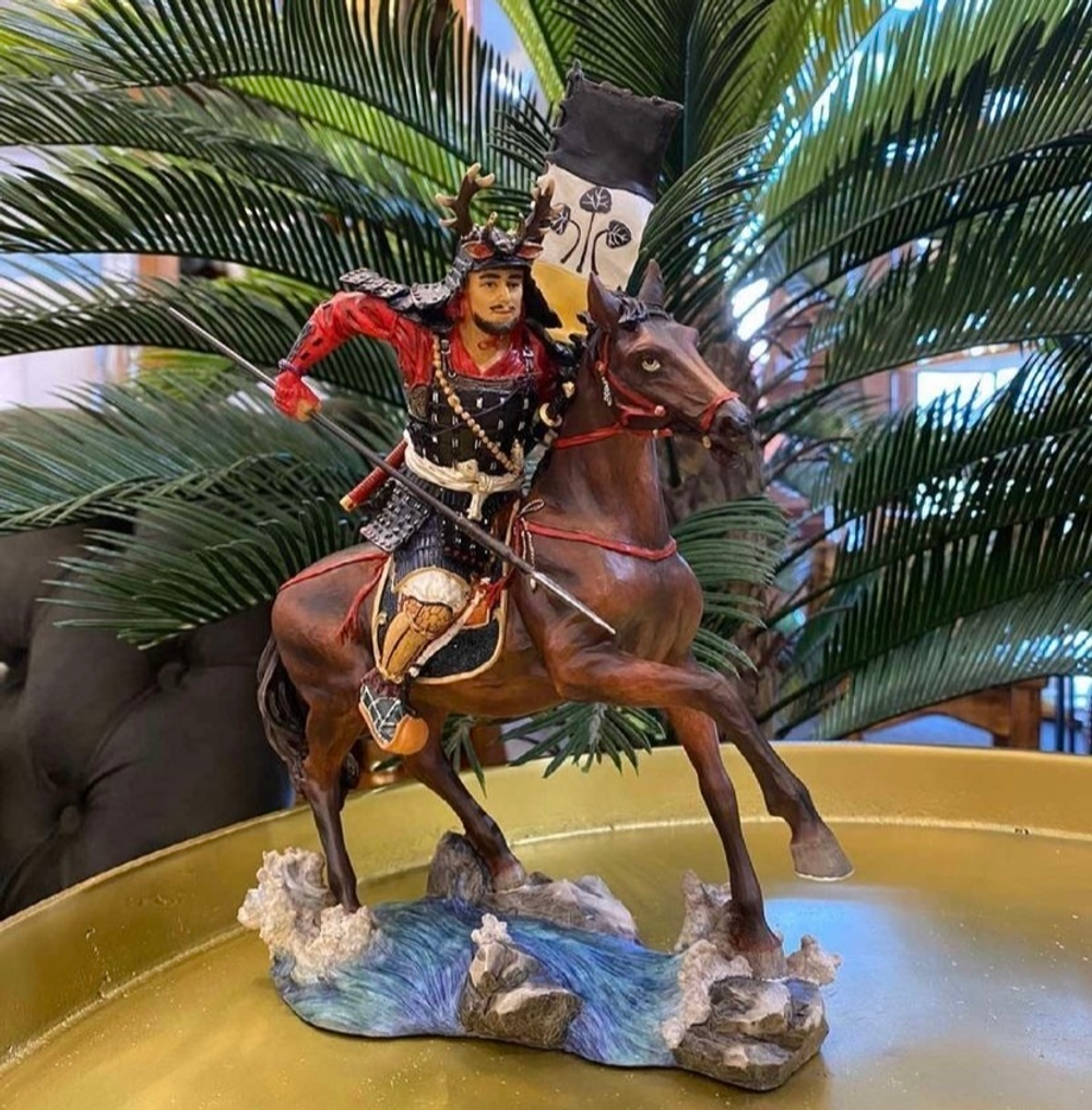 Самурай на коне