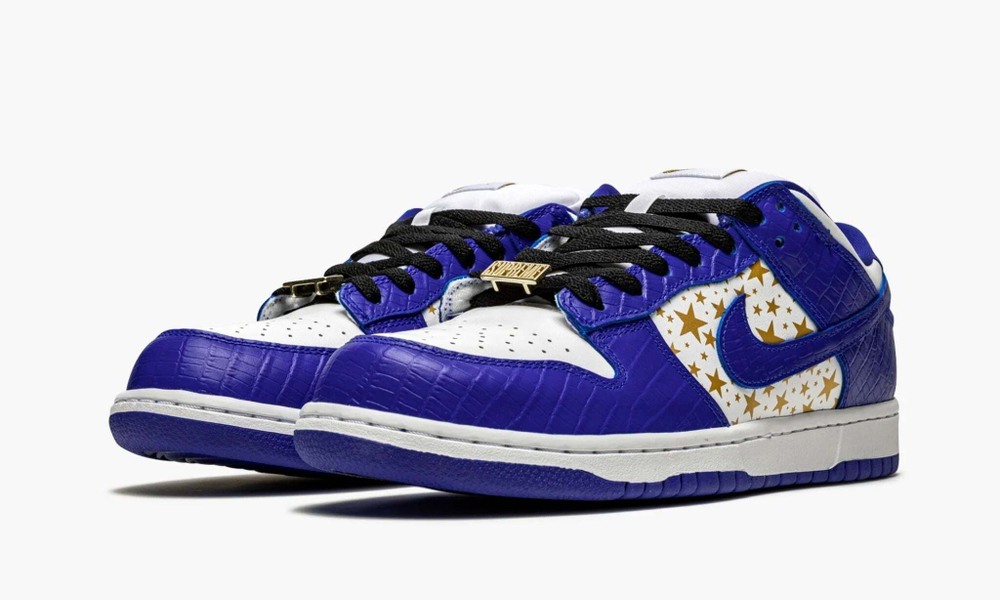 Nike Dunk SB Low "Supreme - Stars - Hyper Blue"