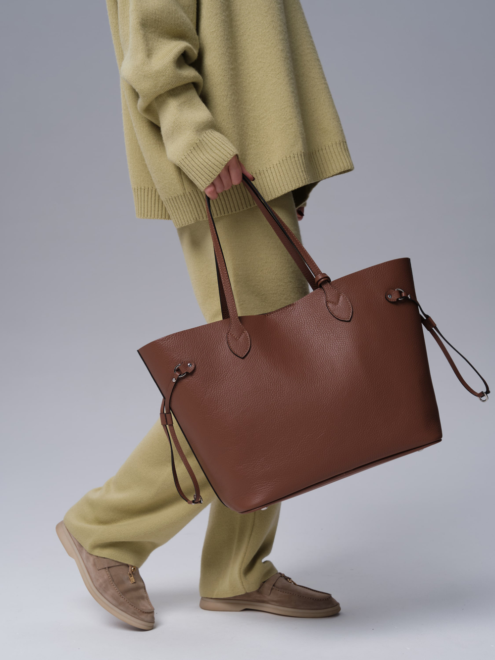 Сумка кожаная шоппер Deboro 30890 темный орех