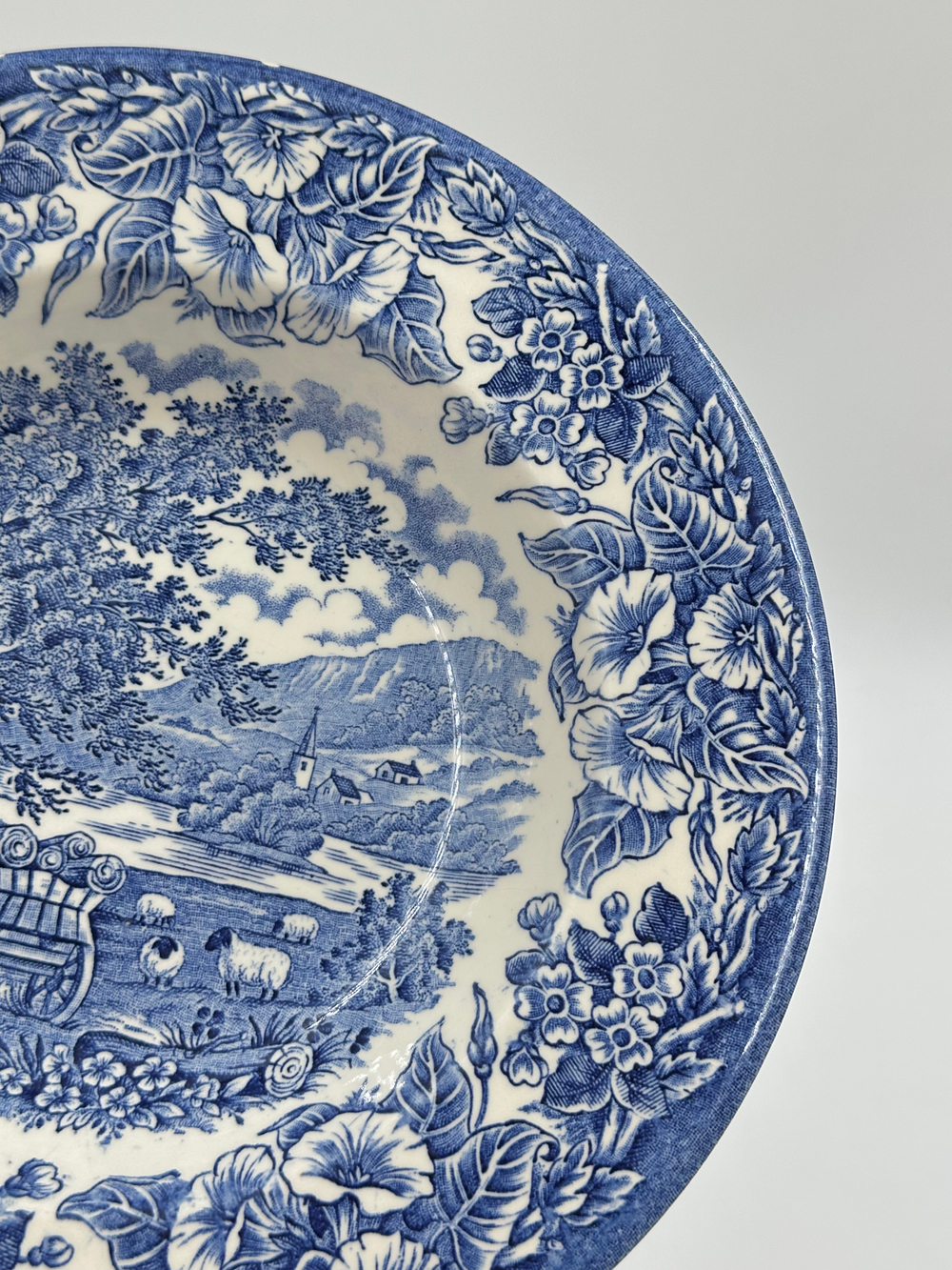 Тарелка глубокая English Ironstone