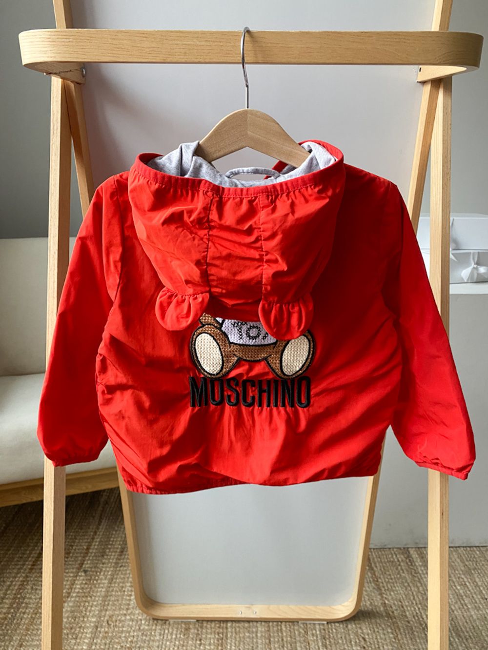 Ветровка Moschino, 92