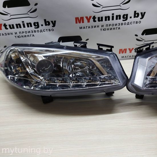 Передние фары daylight chrome для Renault Megane 2(II)