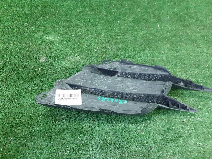 Решетка переднего бампера левая Mercedes A W177 (2018-2022) AMG