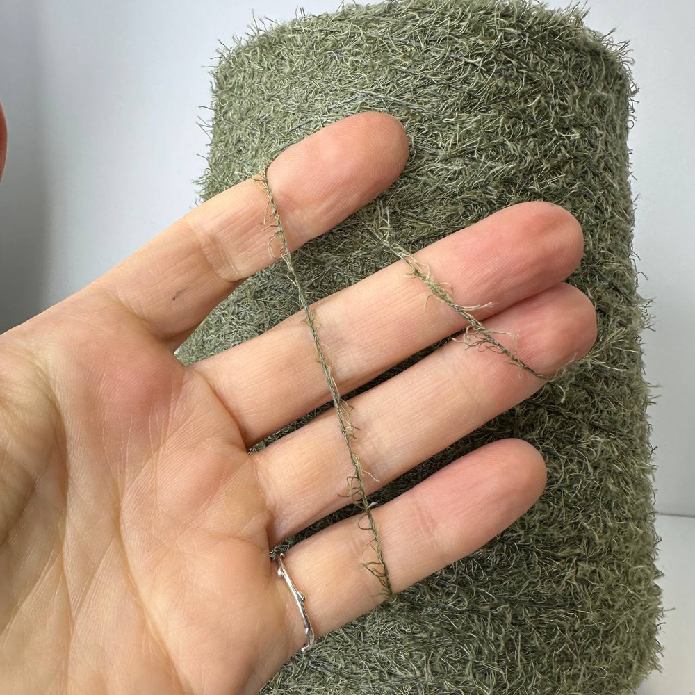 DREAMER - Luxury Production by Ri.Go; 50% меринос, 50% шёлк; 700м/100гр; Травка; col. 80410, цвет: оливковый хаки