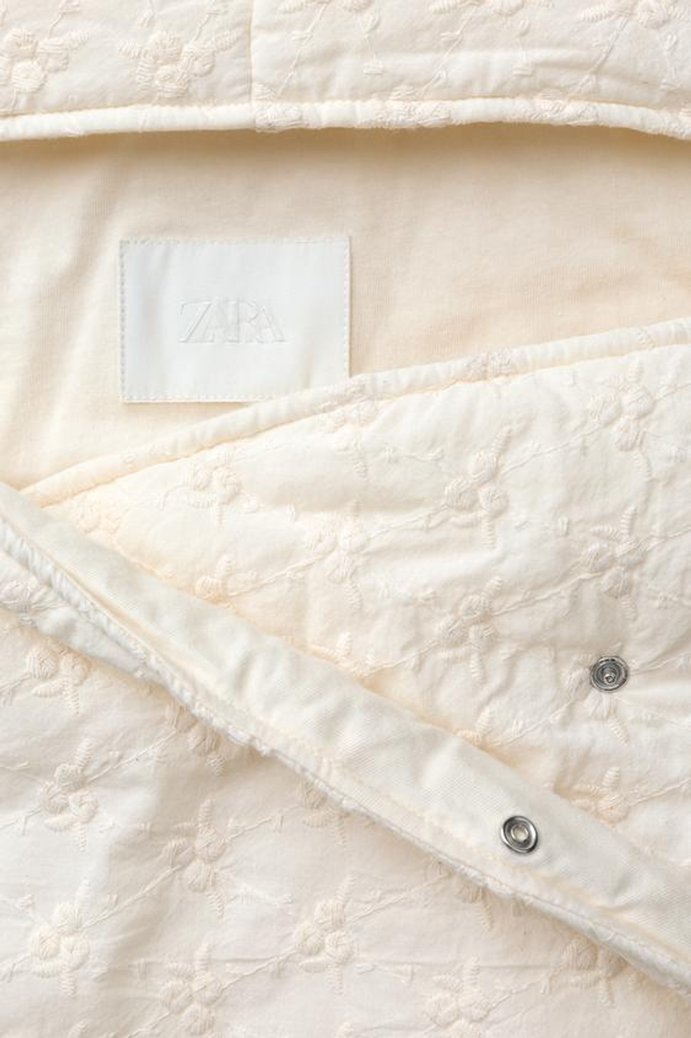 ZARA КОНВЕРТ ДЛЯ НОВОРОЖДЕННОГО С ВЫШИВКОЙ В ВИДЕ ЦВЕТОВ, ЭКРЮ