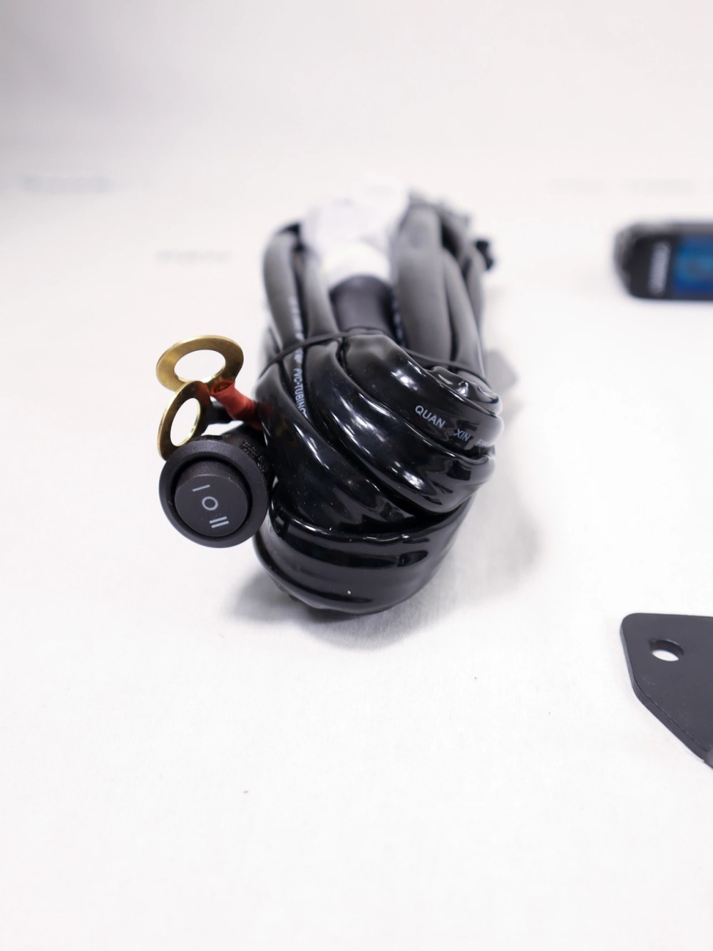 Двухцветная балка AURORA ALO-S6-40-R4R5H1 40″ 600W белый/желтый свет