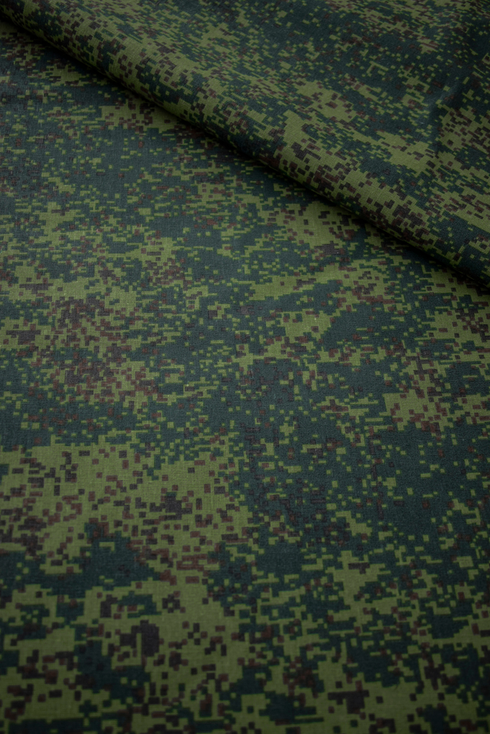 Ткань бязь плательная, рис. "Камуфляж пиксель", ширина 150 см, арт. 271
