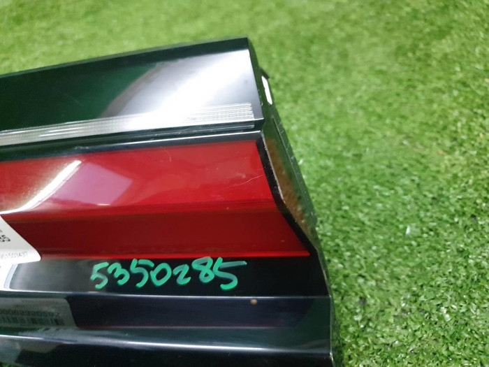 Фонарь левый внутренний BMW 5er G30 (2020-2023)