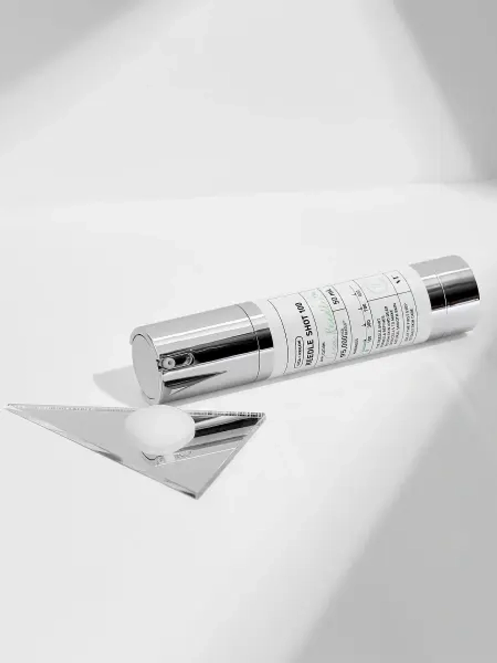 Бустер-сыворотка с микроиглами спикулы VT Cosmetics VT Reedle Shot 100 50 мл