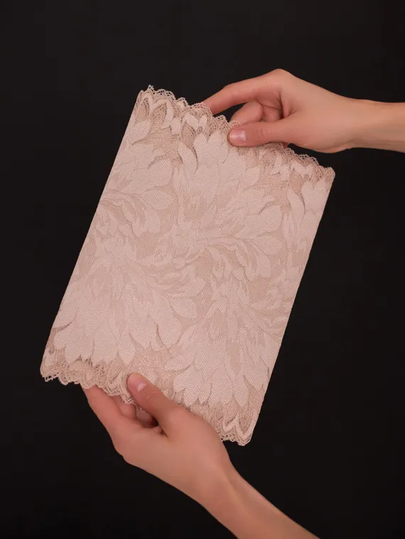 03-77 Кружево эластичное 24 см, бежевый