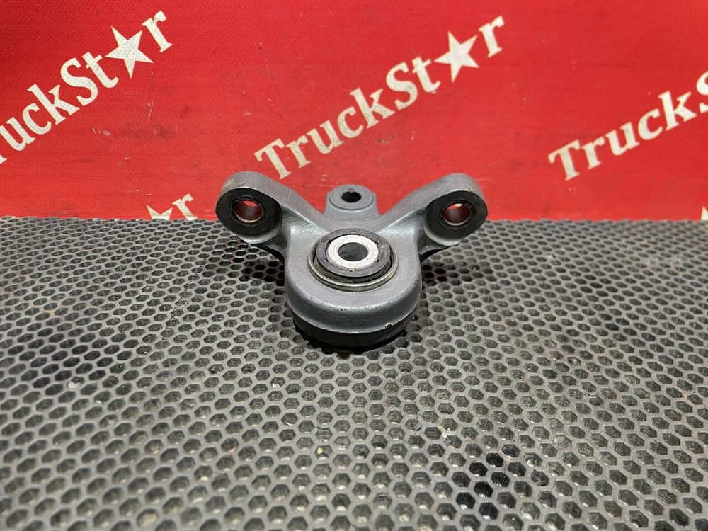 Кронштейн стойки стабилизатора 2021г