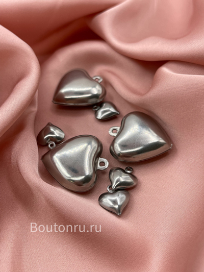 Подвеска/кулон металлический в форме сердца серебристый