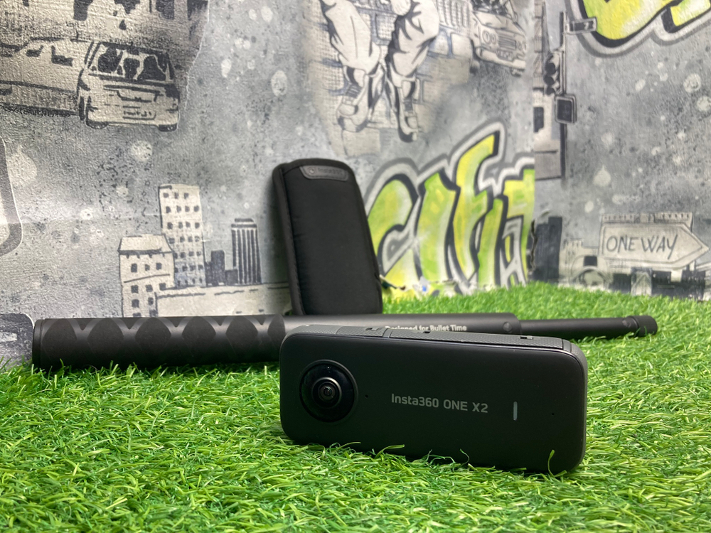 Insta360 One X2
